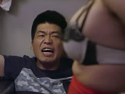 韓國美胸空姐在飛機公廁色誘男乘客刺激的性愛淫叫不止